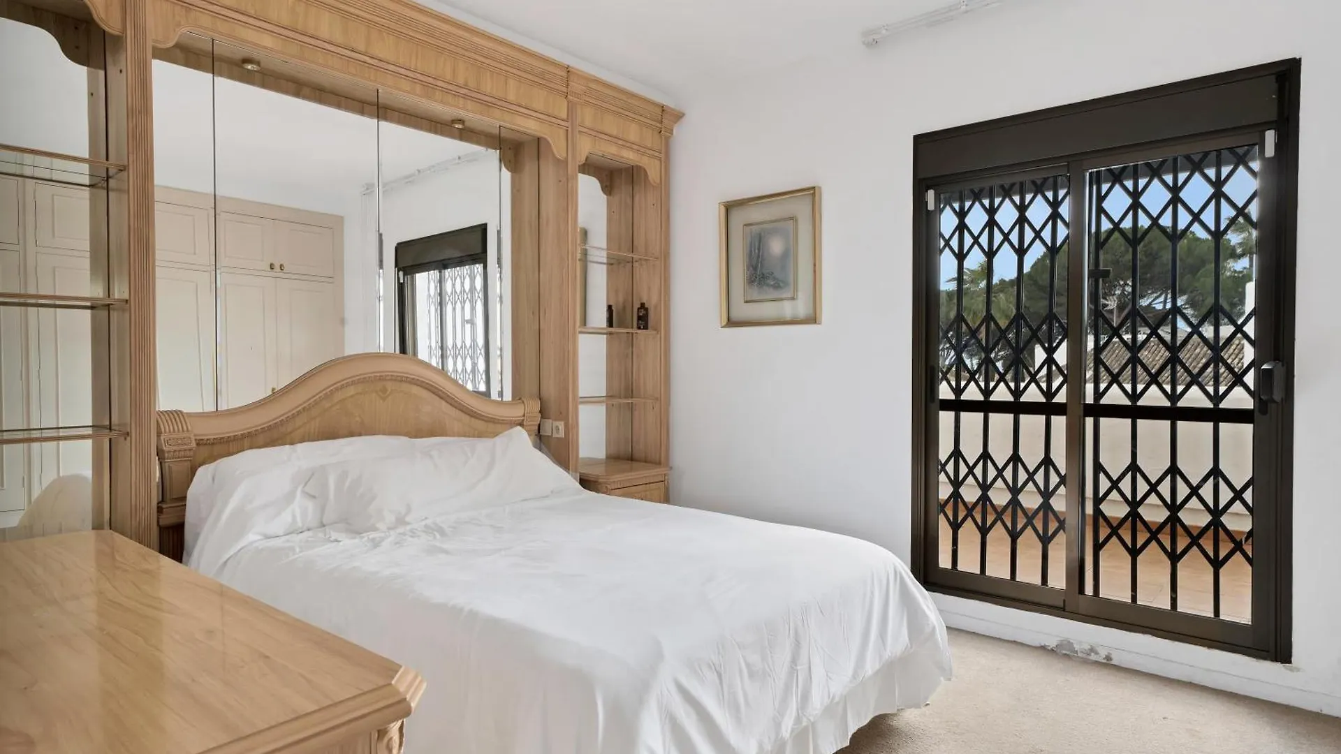 Beachside House Mariabanus Marbella 0*,  Spain