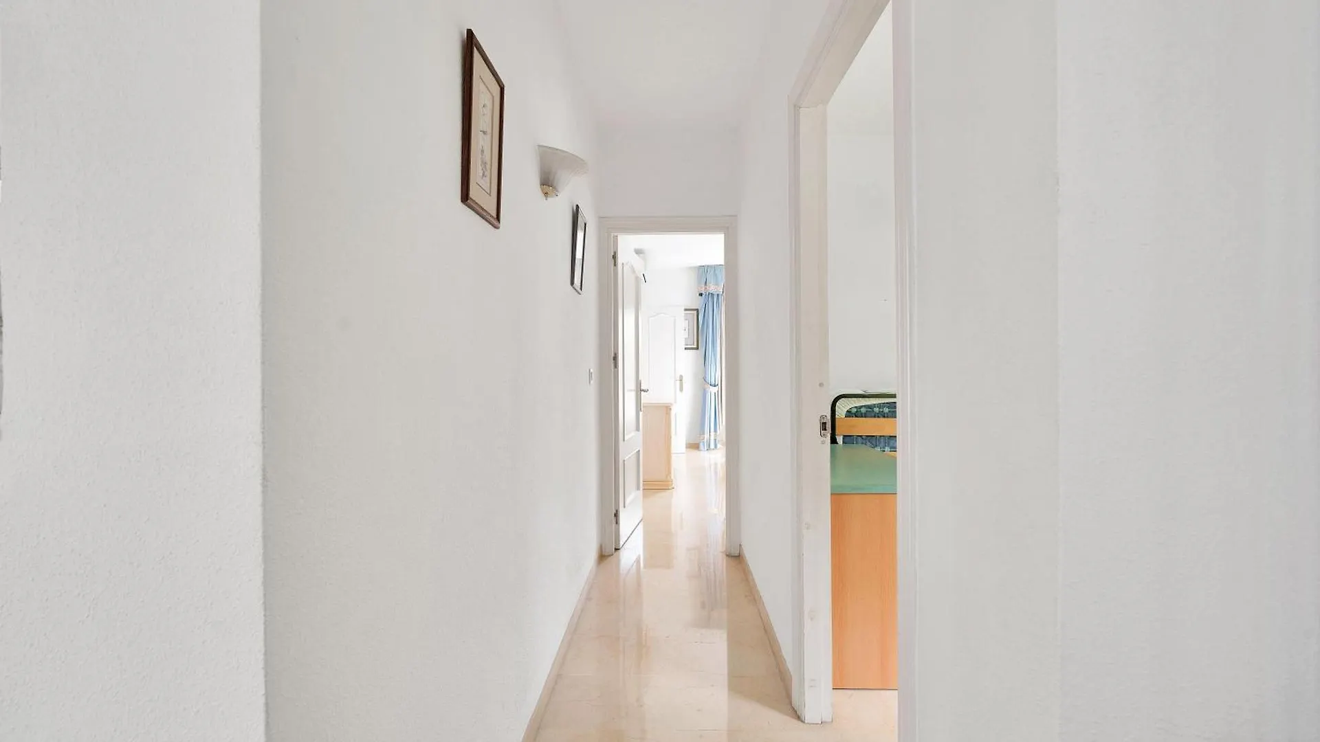 Beachside House Mariabanus Marbella