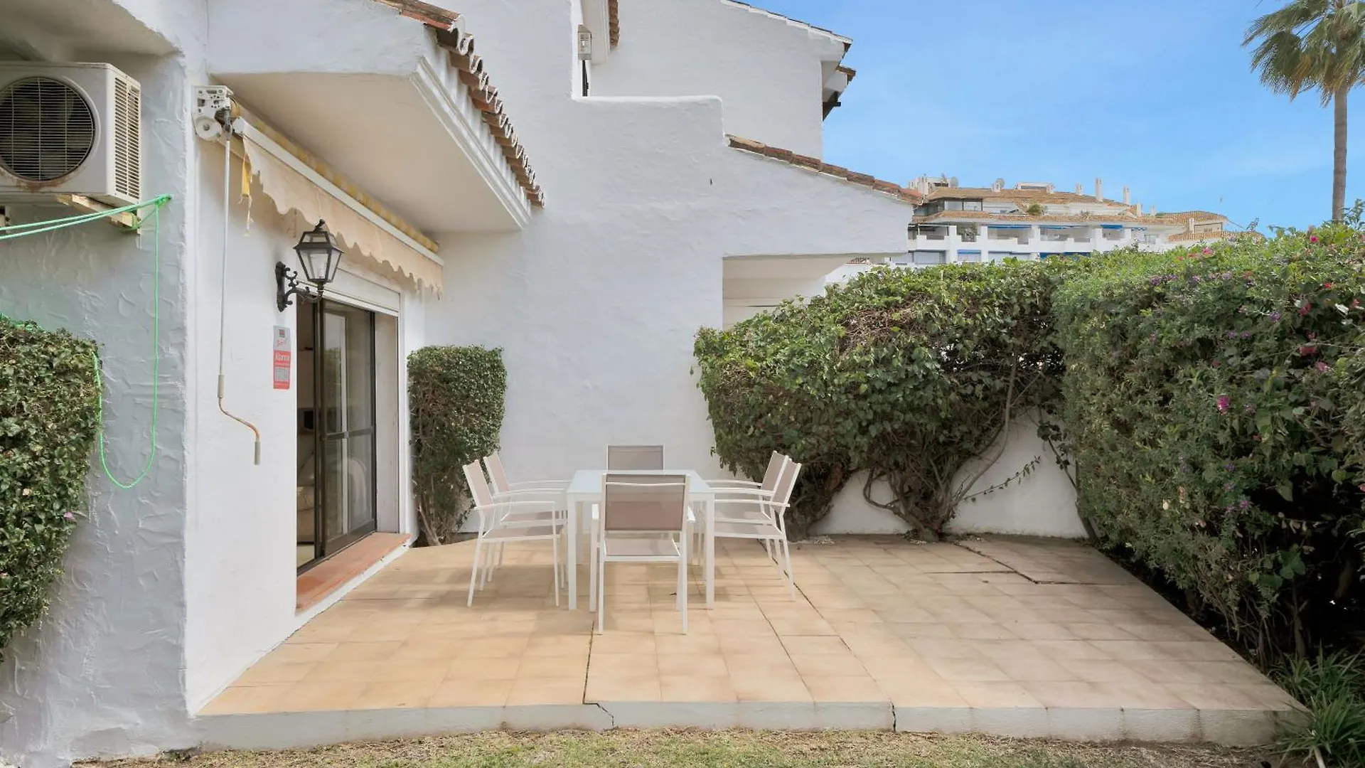 Beachside House Mariabanus Marbella