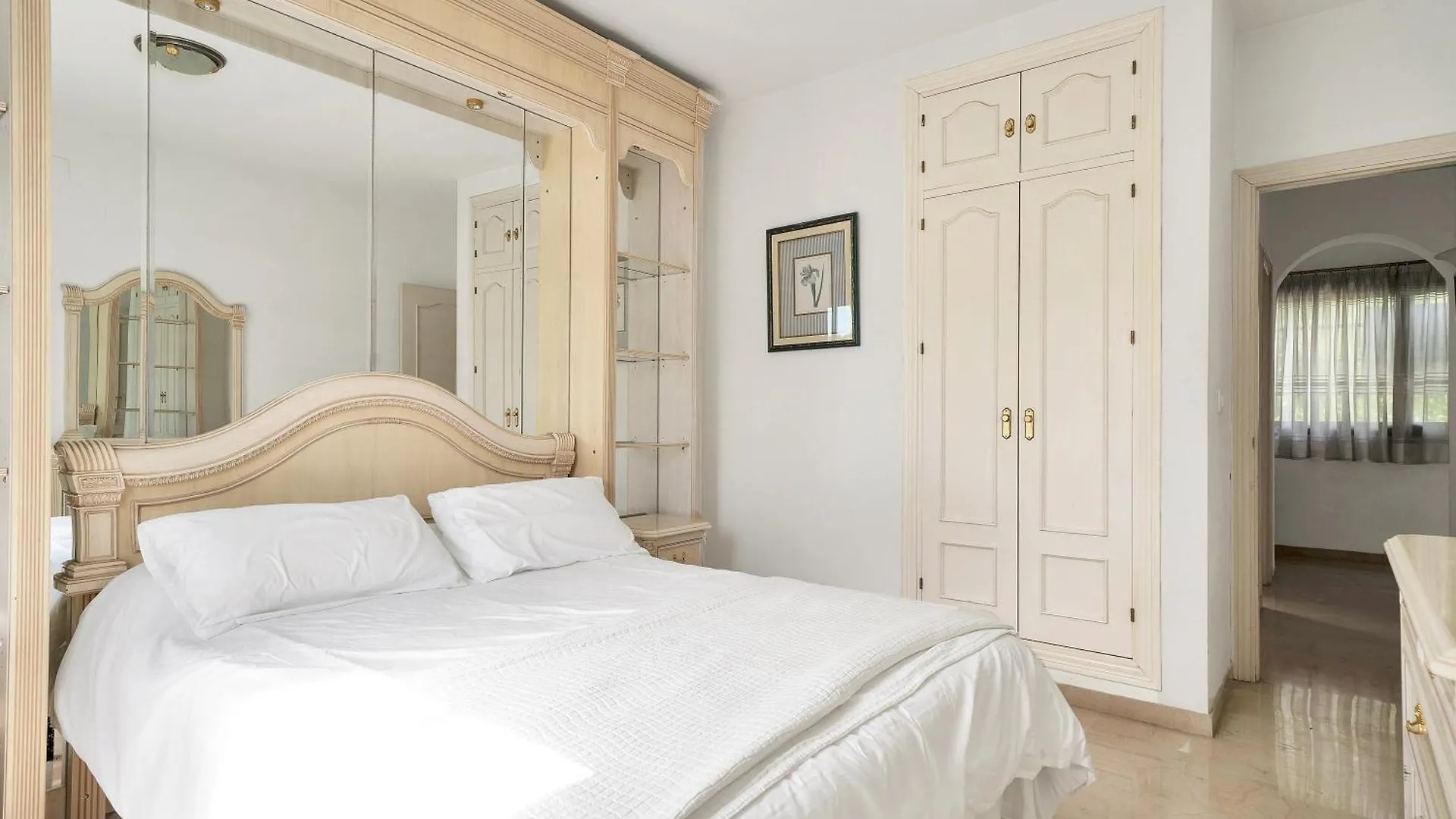 Beachside House Mariabanus Marbella