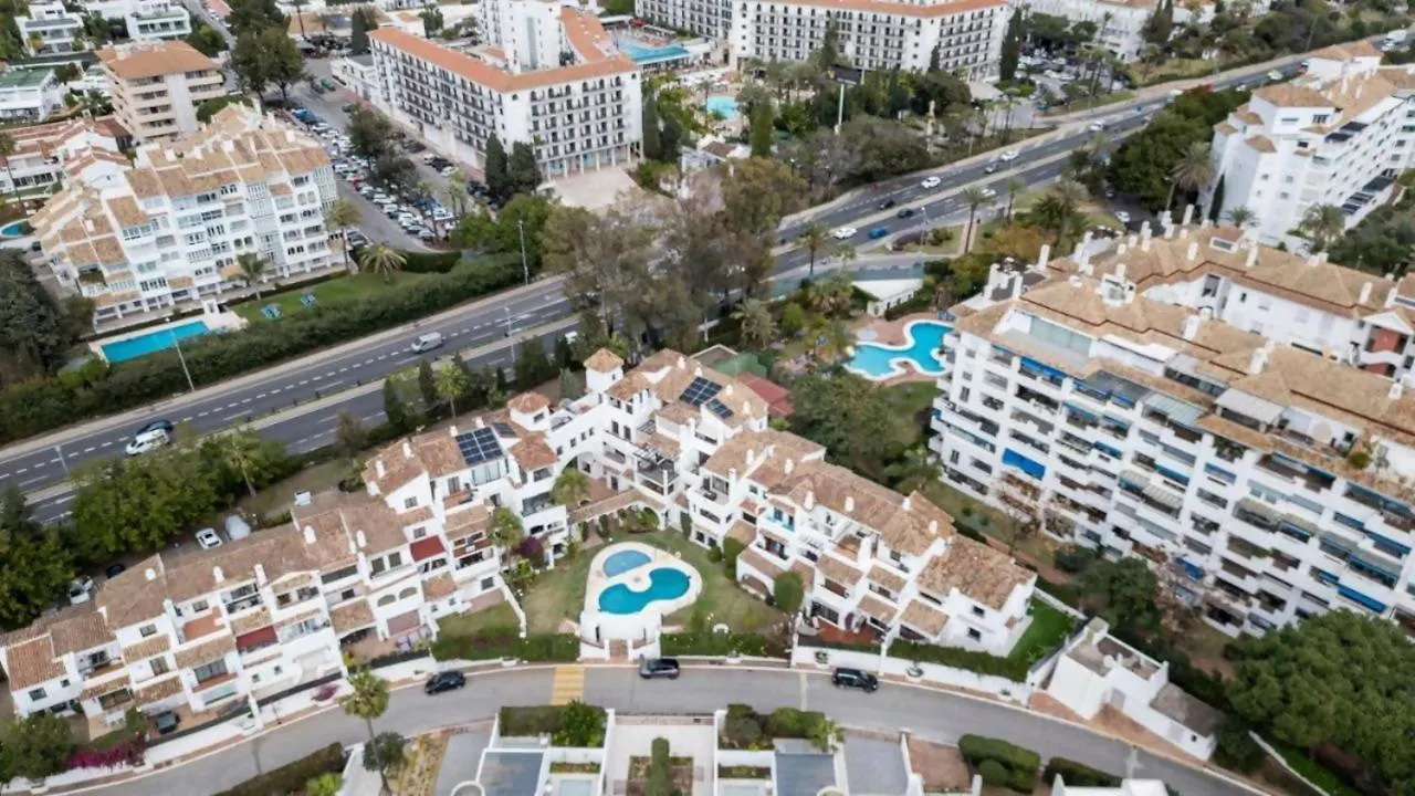 Beachside House Mariabanus Marbella