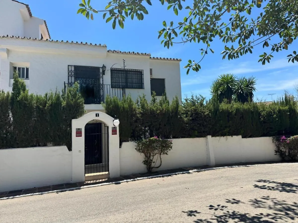 Beachside House Mariabanus Marbella 0*,  Spain