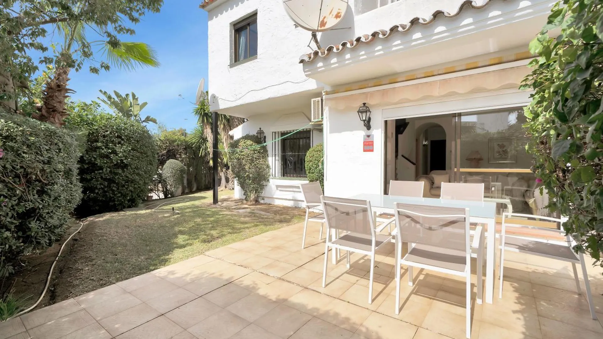 Beachside House Mariabanus Marbella
