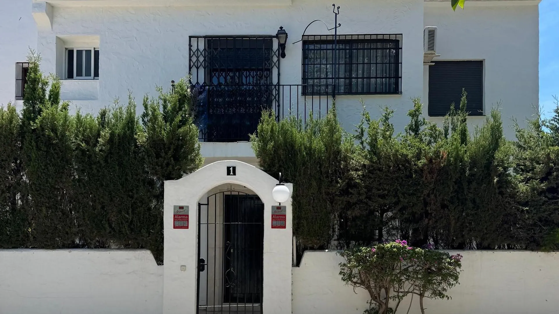 Beachside House Mariabanus Marbella